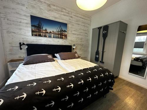 One-Bedroom Apartment image 2