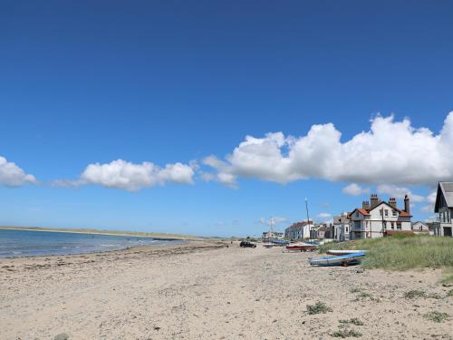 8 Pen Llanw Tides Reach