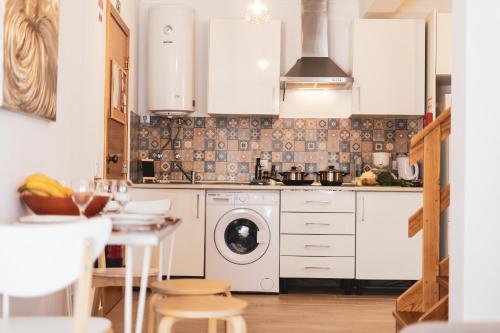  Best Houses 16: Charming Apartment in Peniche in Peniche