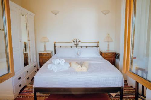 Seafront Traditional Stone House in Sunset Olive Grove - B in Kedro (Lesvos)