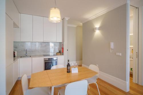 Feel Porto Downtown Apartments & Studios - 편의 시설/서비스