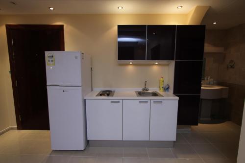 Kitchen, Raoum Inn Serviced Apartment-Hail - رؤوم إن للشقق المخدومة-حائل in Ha'il