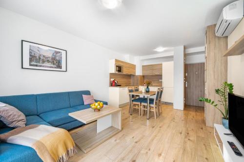 Apartment with Balcony image 5