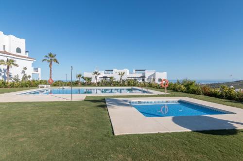 2186-Luxury sea view penthouse in Casares Costa