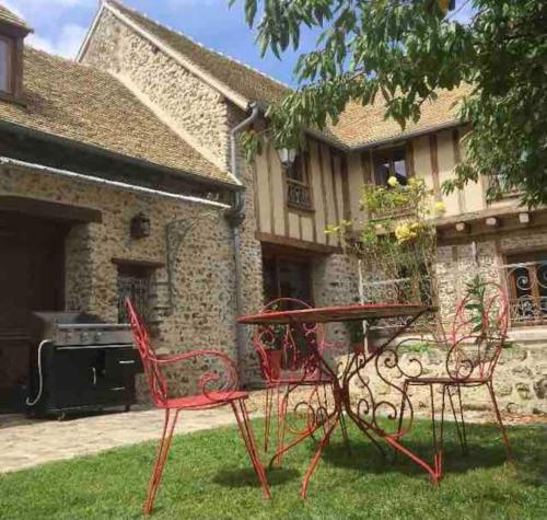 Maison avec exterieur 1