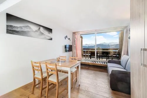 Chaleureux studio à Anzère, accessible à ski, proche de tout in Anzère, Schweiz
