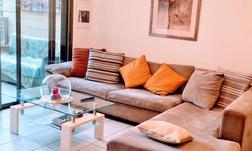 Quiet & Comfortable Room in Raanana with a private bathroom up to 1 guest in Shared Apartment