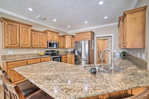 Spacious Idaho Home Ski, Hike, and Fish! in Rexburg (ID)