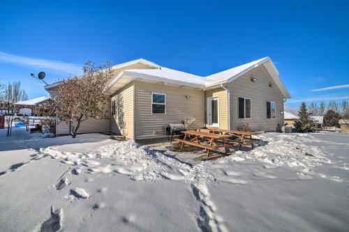 Spacious Idaho Home Ski, Hike, and Fish! in Rexburg (ID)