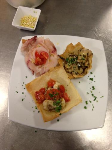 Albergo Ristorante Flora - image 11