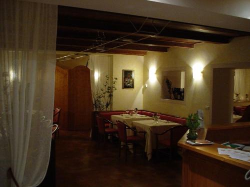 Albergo Ristorante Flora