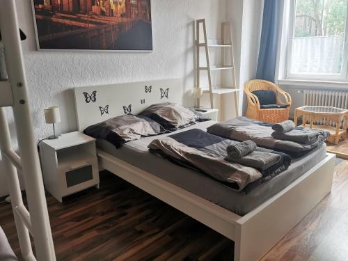 Eva's Hostel - Self Check-In & Only Private Rooms Room Type - Family Room
