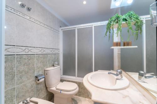 Apartment image 6