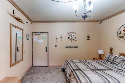 Brian Head Lodge - image 11