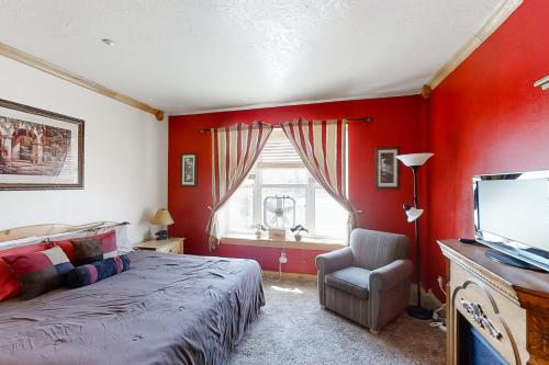 Brian Head Lodge - image 10