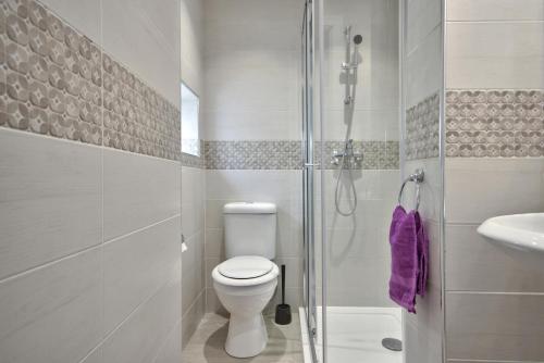 Centrally located Valletta 2-bedroom Loft - image 13