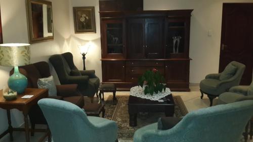 Magaliqua Guest House