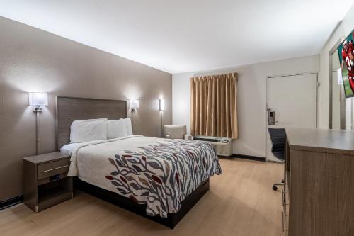 1 queen bed