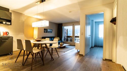 Létesítmények, Castle, Goms in Blitzingen