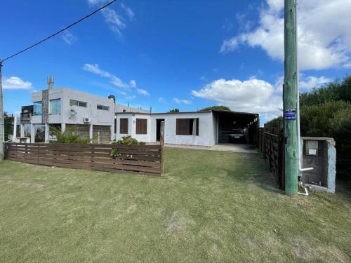 Linda casa en alquiler