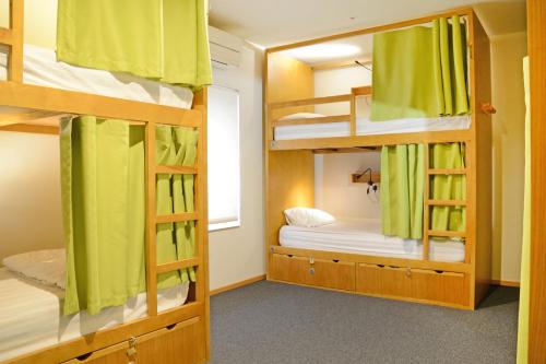 Peach Hostel & Suites 3