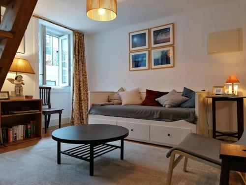 LX Townhouse Ideal for Big Groups Prime Location Trendy Street gîte à louer Castle of São Jorge