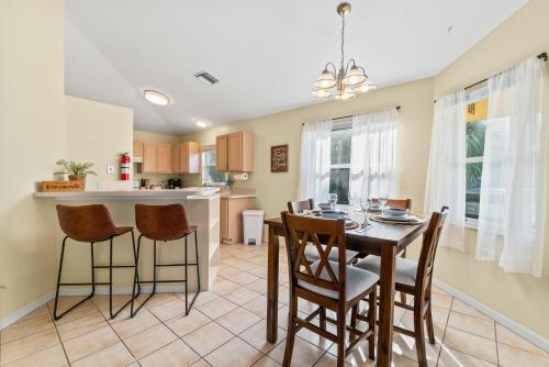 Létesítmények, Heart of the Waves - 3BR & 2BA Beach Retreat - NEW HOT TUB - Outside Patio with Grill & Seating, Ste in Indialantic
