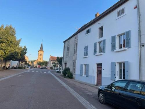 Grand family home in the heart of Burgundy!