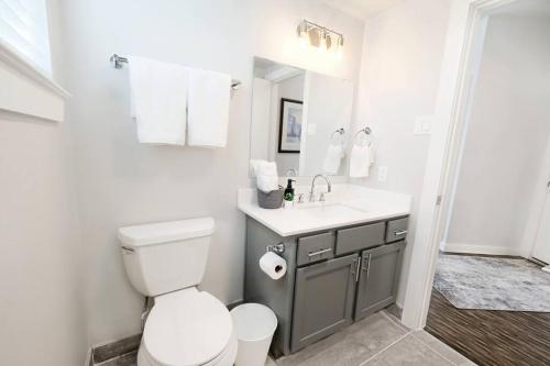 The Kozy Urban Dallas Flat in Dallas, USA