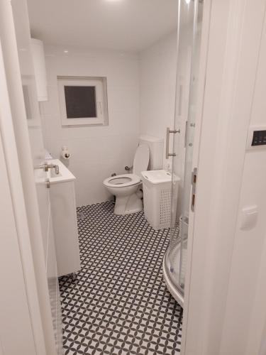 Apartment S - image 4