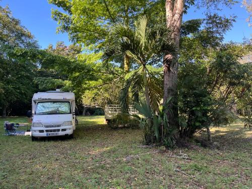 CASADOS RANCH in Sal Si Puedes I