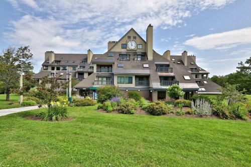 Mountain Green Resort by Killington VR - 2 Bedrooms in Killington, USA