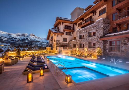 Luxury Residence at a 5 Star Hotel at the Heart of Mountain Village - Telluride - Apartment
