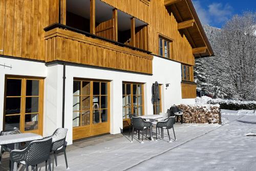 Erkély/terasz, Apartmenthaus Matri by Pferd auf Wolke in Wald Am Arlberg