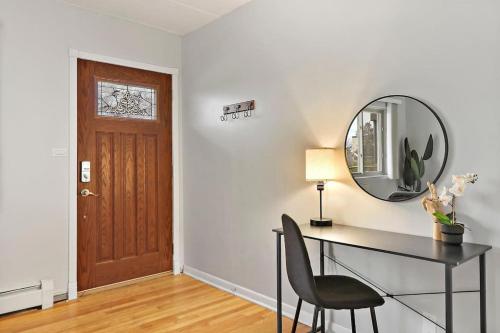 Lush Arlington Heights 1BR Apt in Quiet Community in Arlington Heights (IL)