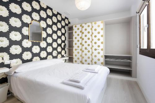 HI ROOM - Smart Apartments - PENTHOUSE, Grenade (photo 5)