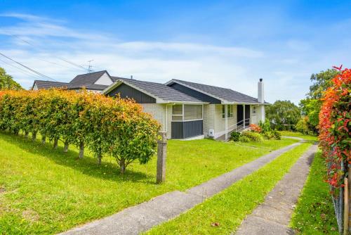 Exterior view, Winara Winner - Waikanae Holiday Home in Waikanae