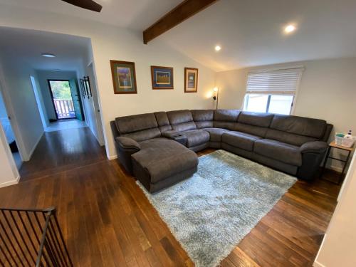 Family Friendly 4 bedroom Home Opposite Urunga Wetlands