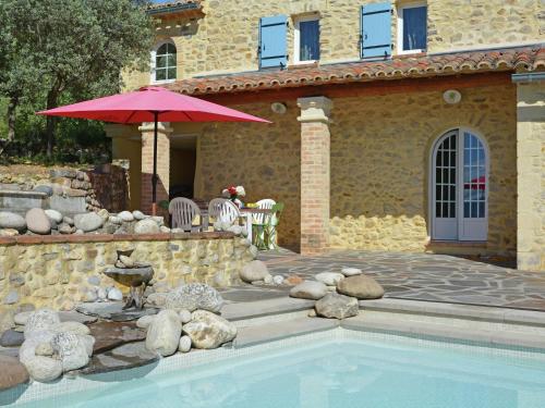 Heritage Villa in Les Mages with Swimming Pool