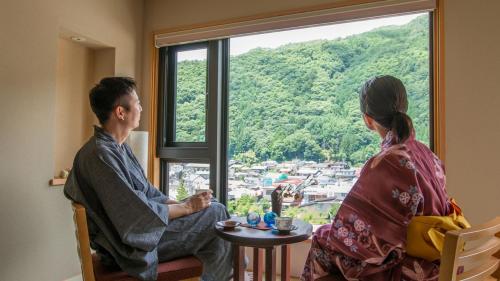 山みず季 URARA つたや
