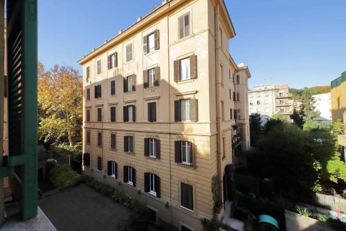 Dandolo In Trastevere by Halldis, Рим (фото 6)