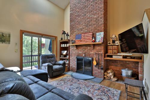 Beautiful Colony Club Loft Condo, Sleeps 8, Great for Families and Groups, condo - Apartment - Killington