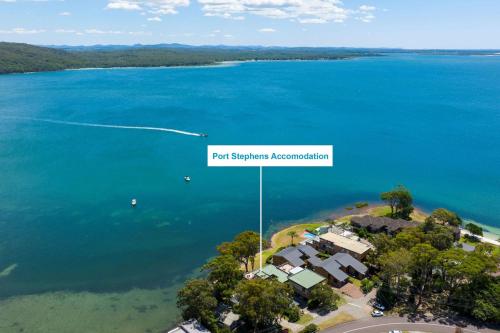 Waterfront Apartment - Soldiers Point