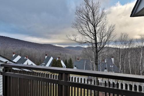 Sunrise Timberline- 3BR, 2BA Ski In Ski Out Condo condo in Killington, USA