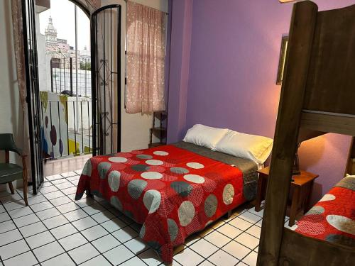 My Family In Monterrey - Hostel Room Type - Quadruple Room with Balcony