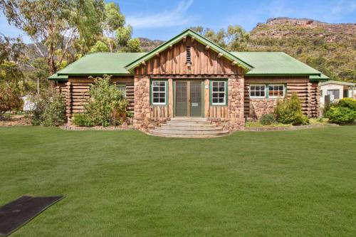 Breeze Holiday Parks - Halls Gap Grampians