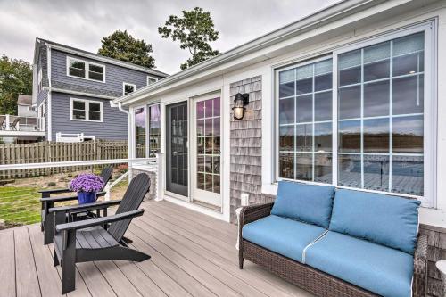 Charming Bristol Cottage w/ Private Beach! in Bristol (RI)