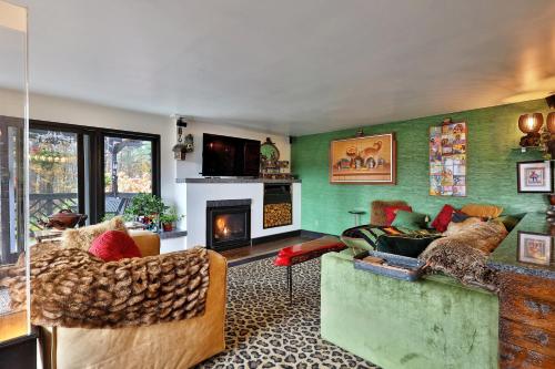 The Green House- Killingtons Most Unique Ski Home home in Killington, USA