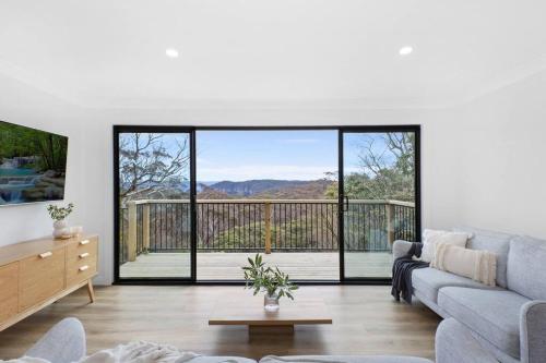 Megalong Valley Lookout Cottage