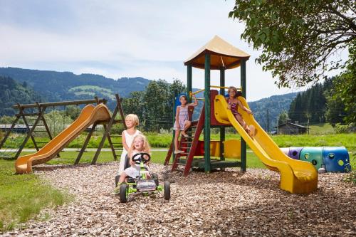 Játszótér, Gasthof Schattleitner in St. Georgen Am Langsee